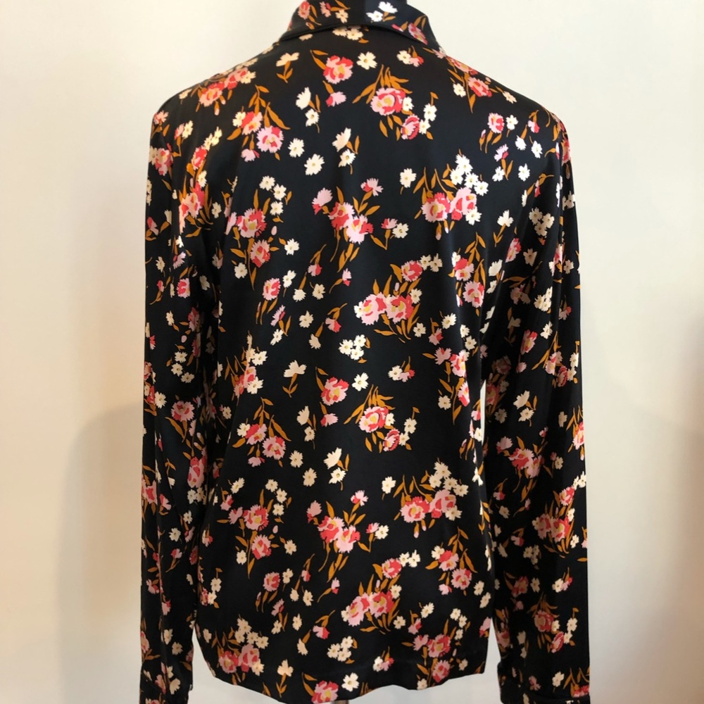 ALC Black Silk Button-down Floral Blouse in Size 6 - Picture 6 of 11